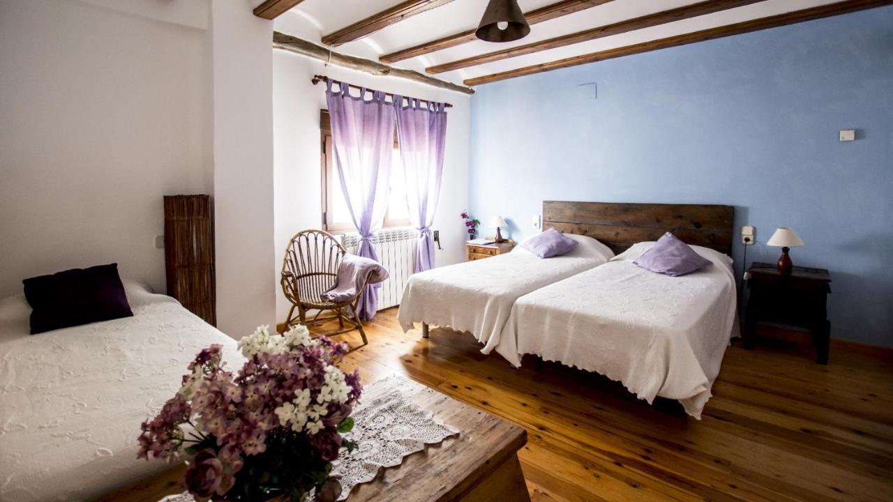 La Casa De La Estacion Hotell Sarrión Eksteriør bilde