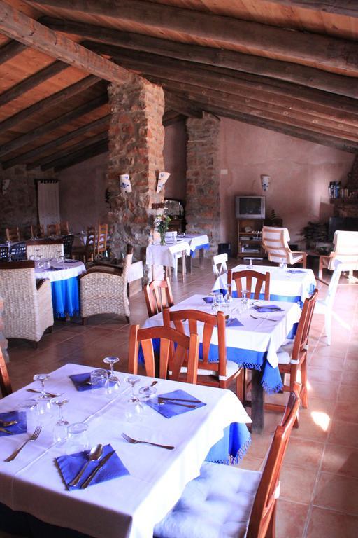 La Casa De La Estacion Hotell Sarrión Eksteriør bilde