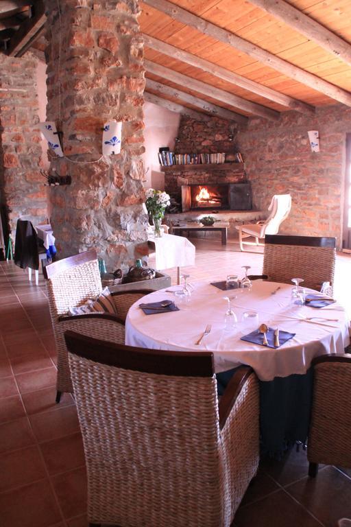 La Casa De La Estacion Hotell Sarrión Eksteriør bilde